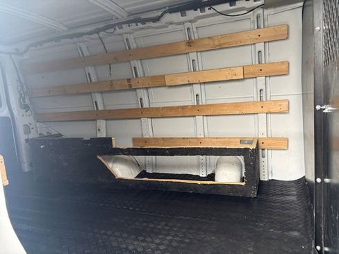 Used 2021 GMC Savana 2500 w/ Driver Convenience Package image 13