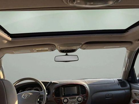 Used 2007 Toyota Sequoia Limited image 27