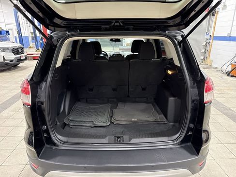Used 2016 Ford Escape SE w/ Equipment Group 201A image 11
