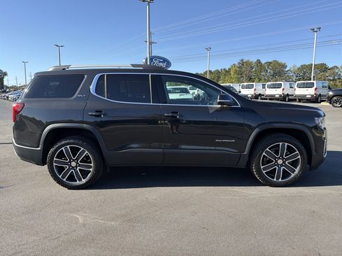 Used 2020 GMC Acadia SLT w/ Driver Alert Package II image 26