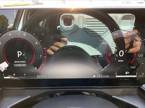 Certified 2025 Nissan Kicks SR image 12