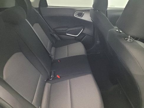 Used 2023 Kia Soul LX w/ LX Technology Package image 19