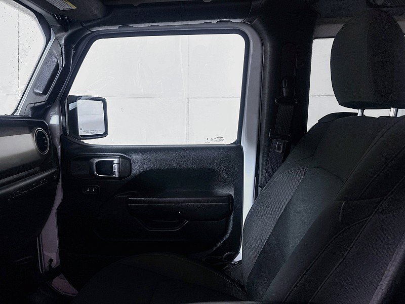 Used 2021 Jeep Wrangler Sport AWD/4WD image 21