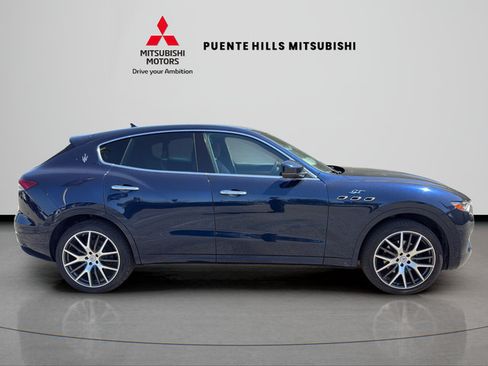 Used 2022 Maserati Levante GT AWD/4WD image 4