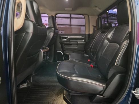 Used 2021 RAM 2500 Laramie AWD/4WD image 9