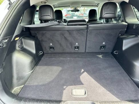 Used 2019 Jeep Cherokee Latitude Plus FWD image 22