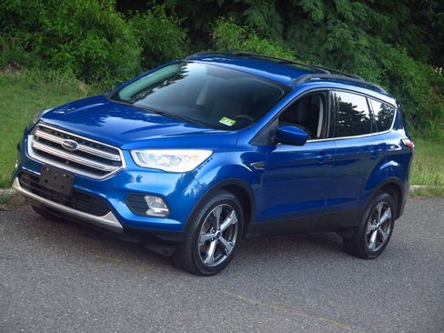 Used 2017 Ford Escape SE w/ Equipment Group 201A AWD/4WD image 23