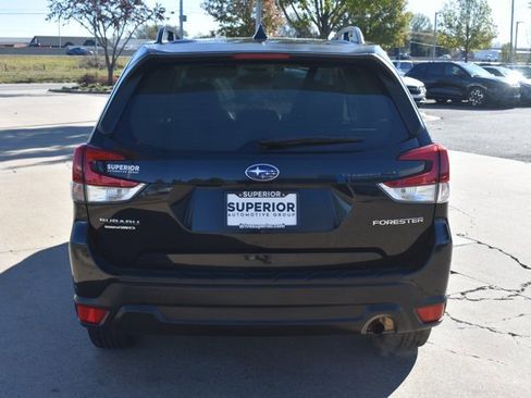 Used 2019 Subaru Forester Premium image 6