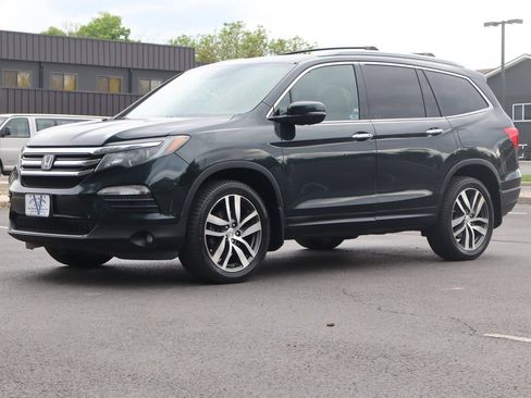 Used 2016 Honda Pilot Touring image 11