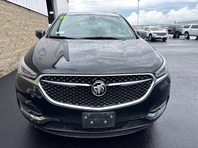 Used 2018 Buick Enclave Avenir w/ Avenir Technology Package AWD/4WD image 3