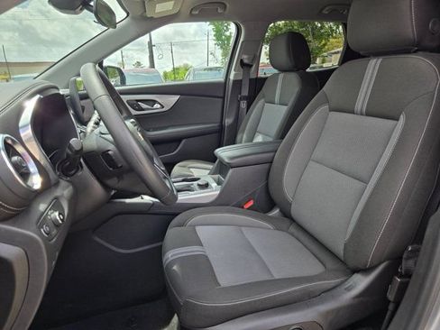 Used 2025 Chevrolet Blazer LT FWD image 24