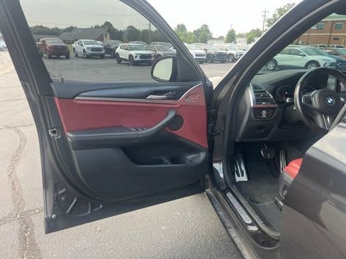 Used 2022 BMW X3 sDrive30i w/ M Sport Package 2 RWD image 4