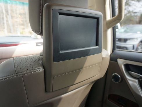 Used 2011 Lexus GX 460 image 16