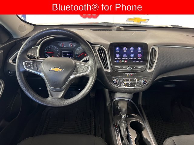 Used 2023 Chevrolet Malibu LT FWD image 13