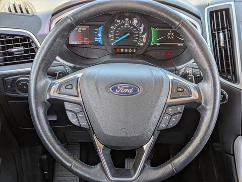 Used 2017 Ford Edge SEL w/ Equipment Group 201A AWD/4WD image 13