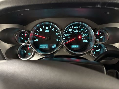 Used 2010 Chevrolet Silverado 1500 LT w/ Power Pack Plus AWD/4WD image 12