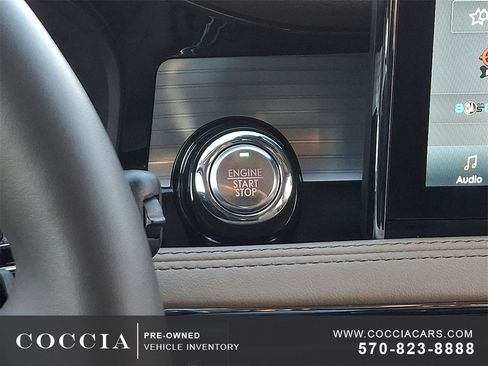 Certified 2022 Lincoln Corsair AWD w/ Equipment Group 101A image 23