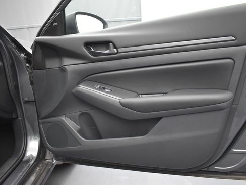 New 2025 Nissan Altima 2.5 S image 24