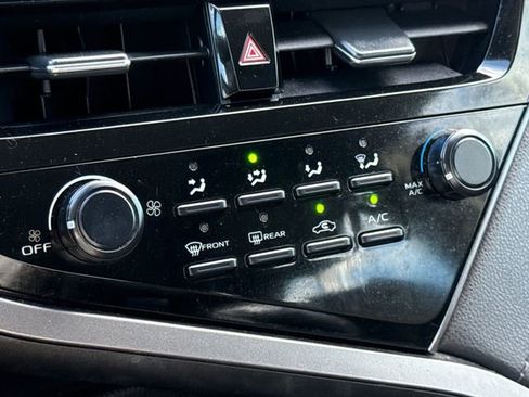 Used 2021 Toyota Camry LE FWD image 24