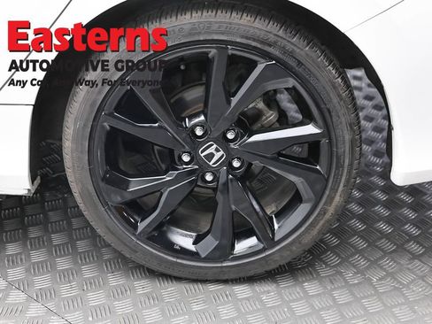Used 2021 Honda Civic Sport image 8