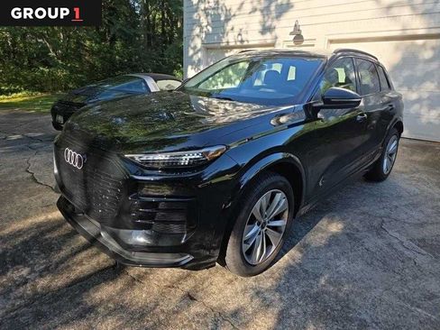 Used 2025 Audi Q6 e-tron Premium Plus w/ Premium Plus RWD image 1