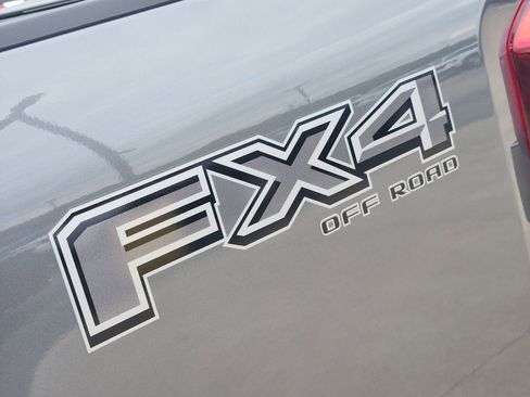 New 2026 Ford F250 4x4 Crew Cab Super Duty image 13