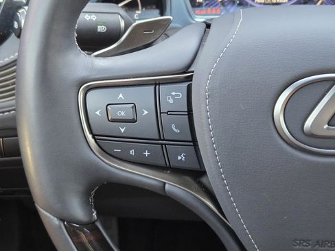 Used 2022 Lexus LS 500 Mark Levinson, Interior Upgrad w/ Interior Upgrade Package image 27