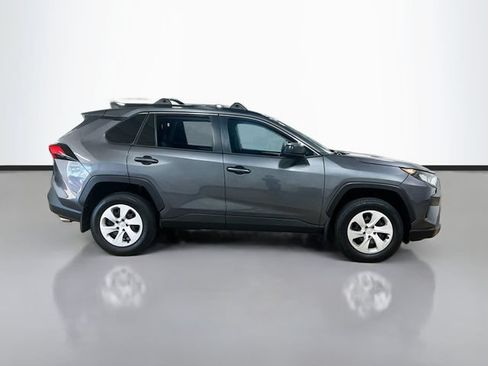 Used 2021 Toyota RAV4 LE w/ Carpet Mat Package (TMS) AWD/4WD image 8