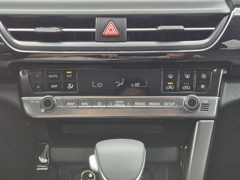 New 2026 Kia Seltos S FWD image 16