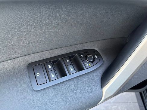 Certified 2024 BMW iX xDrive50 w/ Premium Package AWD/4WD image 8