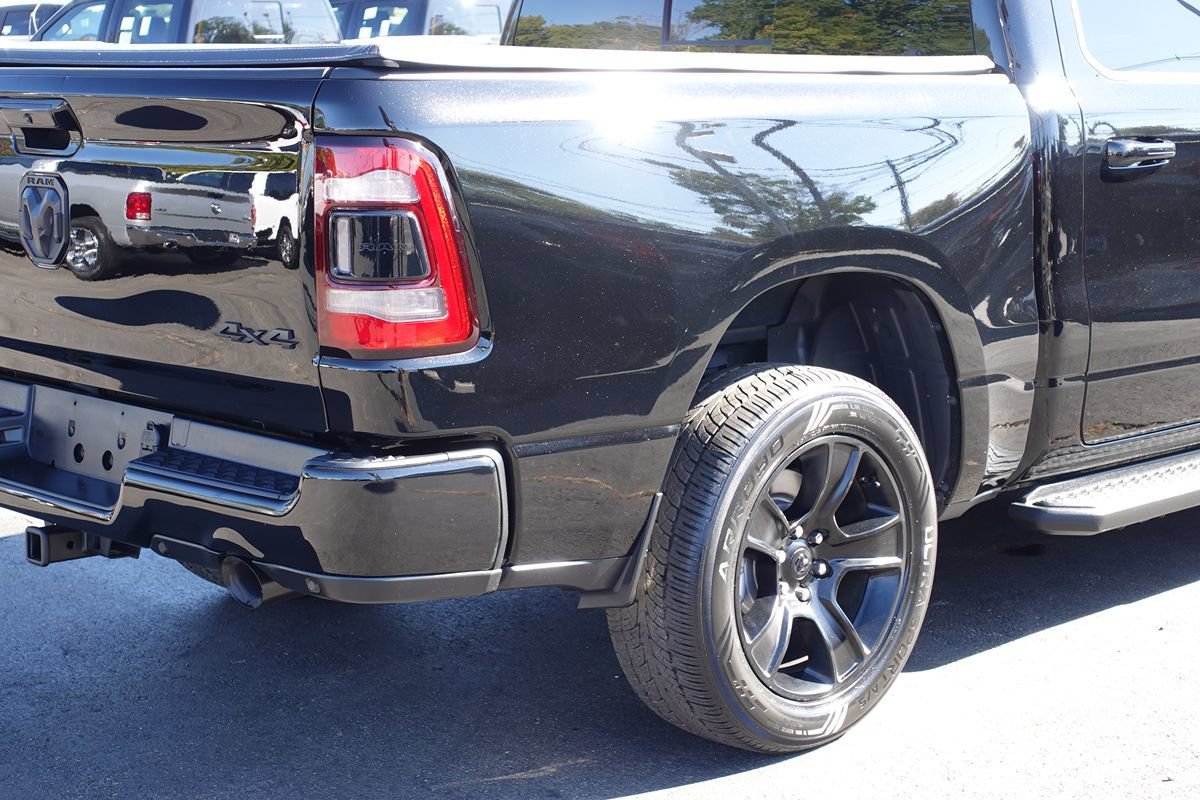 Used 2021 RAM 1500 Big Horn AWD/4WD image 10