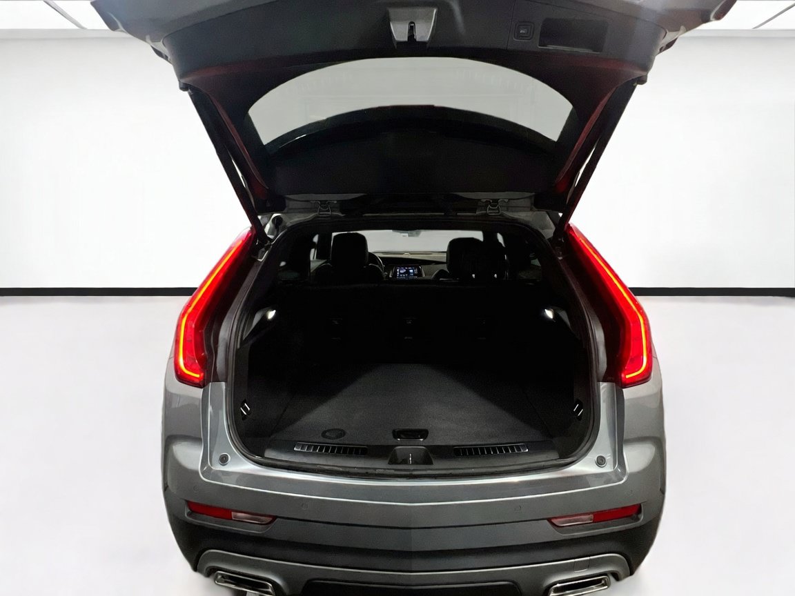 Used 2023 Cadillac XT4 Premium Luxury FWD image 18