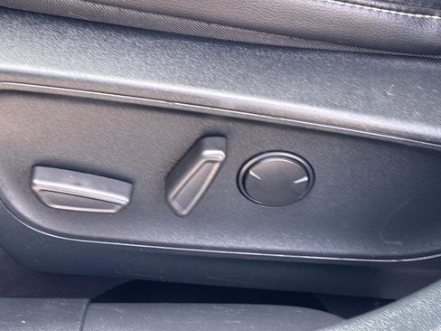 Used 2021 Ford Escape SEL image 19