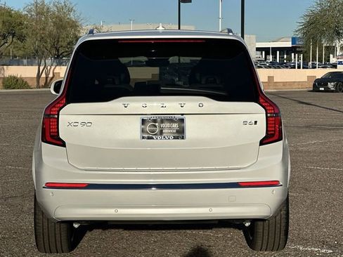 New 2026 Volvo XC90 B6 Plus w/ Protection Package Premier image 8