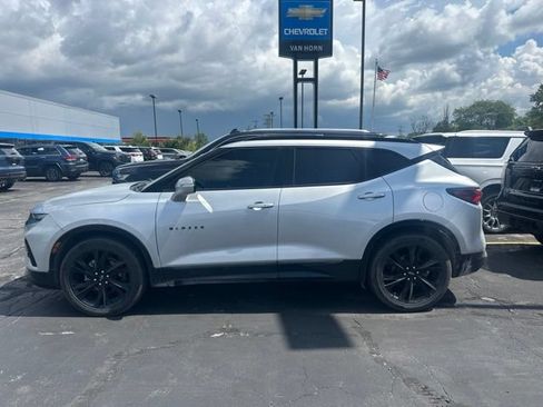 Used 2021 Chevrolet Blazer RS w/ Enhanced Convenience Package AWD/4WD image 2