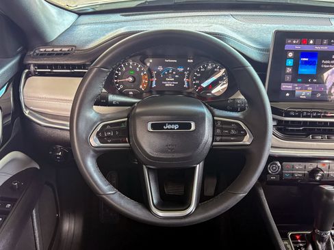 Used 2023 Jeep Compass Limited AWD/4WD image 29