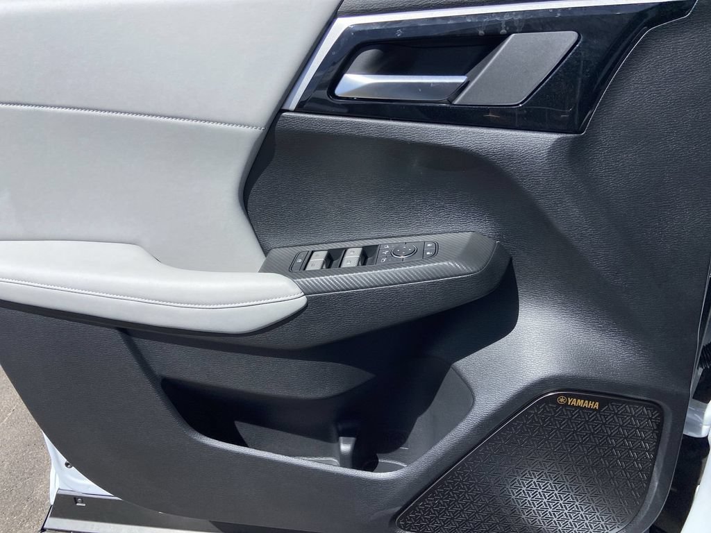 New 2026 Mitsubishi Outlander SE FWD image 19