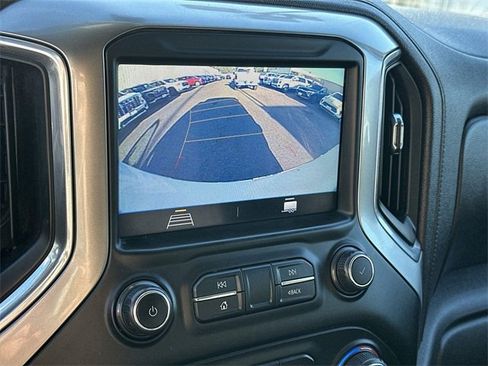 Used 2021 Chevrolet Silverado 1500 LT image 13