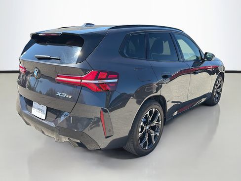 Used 2025 BMW X3 xDrive30i image 3