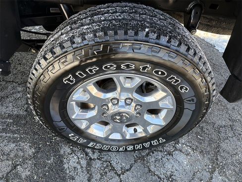 Used 2024 RAM 2500 Laramie image 11