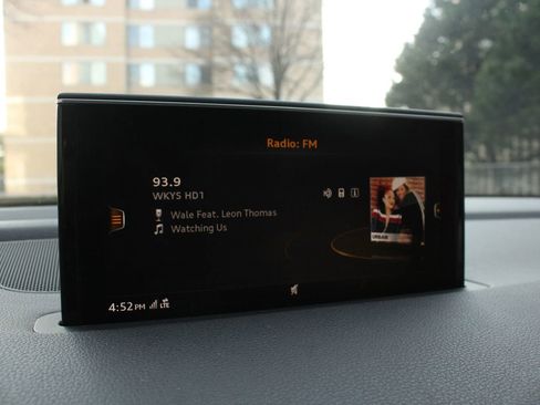 Used 2017 Audi Q7 3.0T Premium Plus image 35