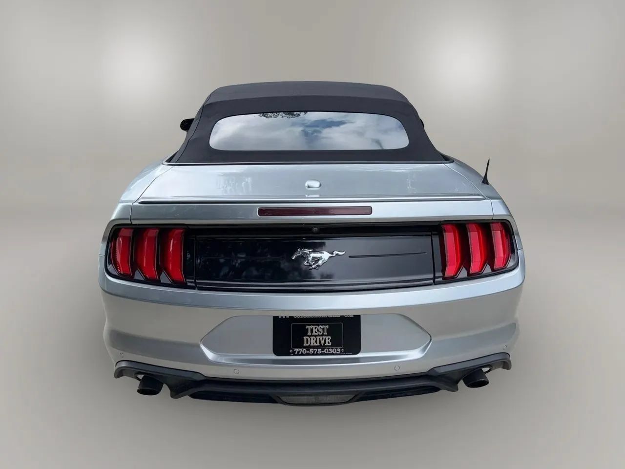 Used 2021 Ford Mustang Premium RWD image 11