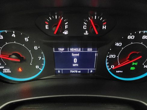 Used 2022 Chevrolet Equinox LS FWD image 23