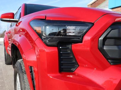 Used 2025 Toyota Tacoma SR5