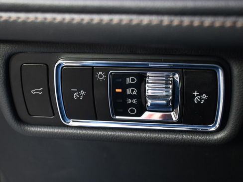New 2026 Lincoln Aviator AWD w/ Jet Appearance Package image 25