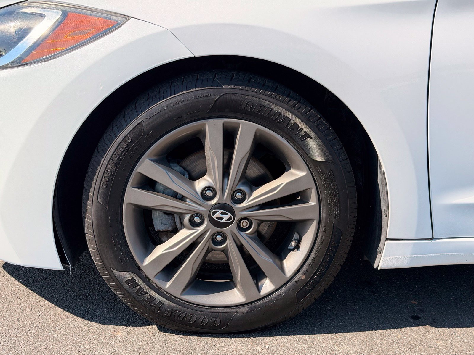 Used 2018 Hyundai Elantra Value Edition FWD image 12