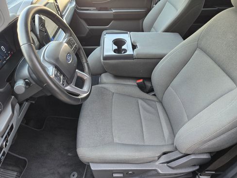 Certified 2025 Ford F150 XLT w/ Equipment Group 301A Standard image 9