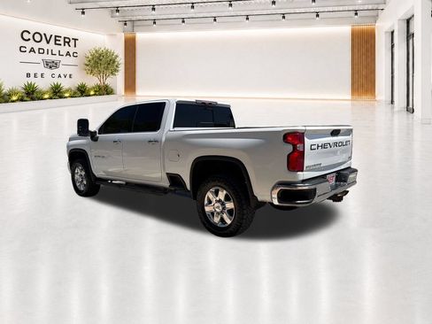 Used 2020 Chevrolet Silverado 2500 LTZ w/ LTZ Premium Package AWD/4WD image 8