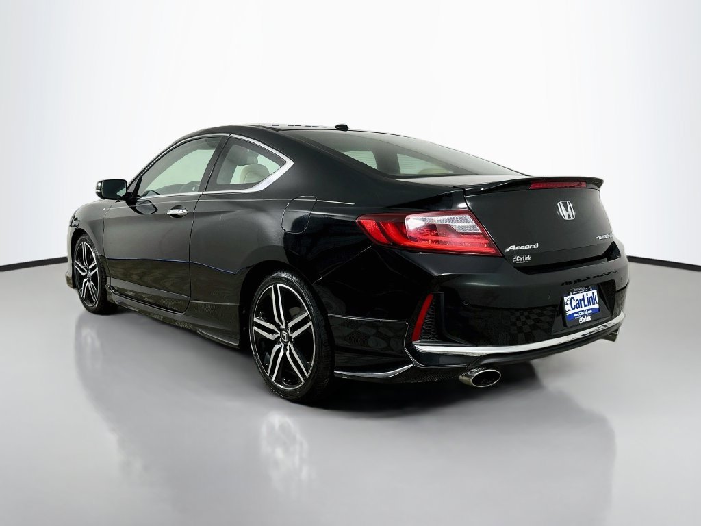 Used 2016 Honda Accord Touring image 5