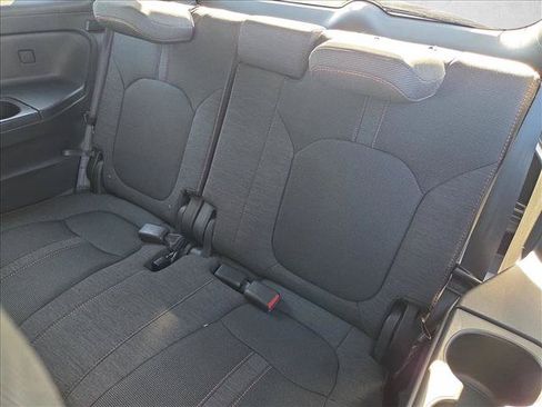 Used 2023 Honda Pilot Sport image 19